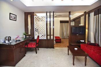 Oyo Premium Pitampura Hotel Nowe Delhi Zewnętrze zdjęcie