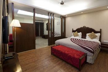Oyo Premium Pitampura Hotel Nowe Delhi Zewnętrze zdjęcie