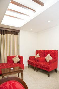 Oyo Premium Pitampura Hotel Nowe Delhi Zewnętrze zdjęcie