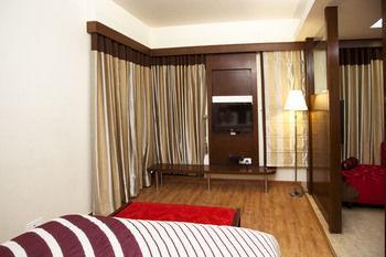 Oyo Premium Pitampura Hotel Nowe Delhi Zewnętrze zdjęcie