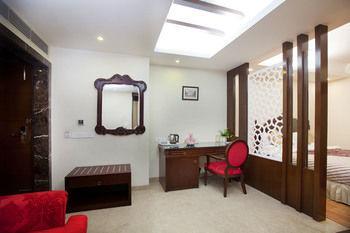 Oyo Premium Pitampura Hotel Nowe Delhi Zewnętrze zdjęcie